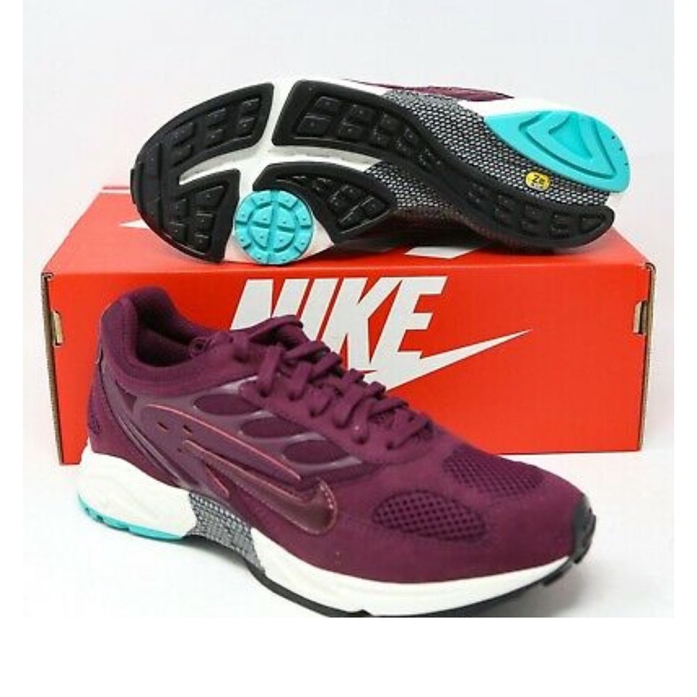 BN Nike Air Ghost Race Color:Maroon Size: 7M/8.5 W